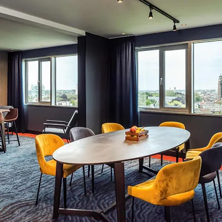 Mercure South
